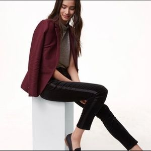 LOFT Black Velvet Modern Skinny Leg Mid Rise Pant Size 2